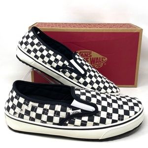 VANS Slip-er 2 Shoes Low Top White Black Canvas Women Size Sneakers VN0A4UWOIB8